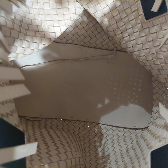 Bottega Veneta Antique Vulcana Tote - Picture 8 of 16